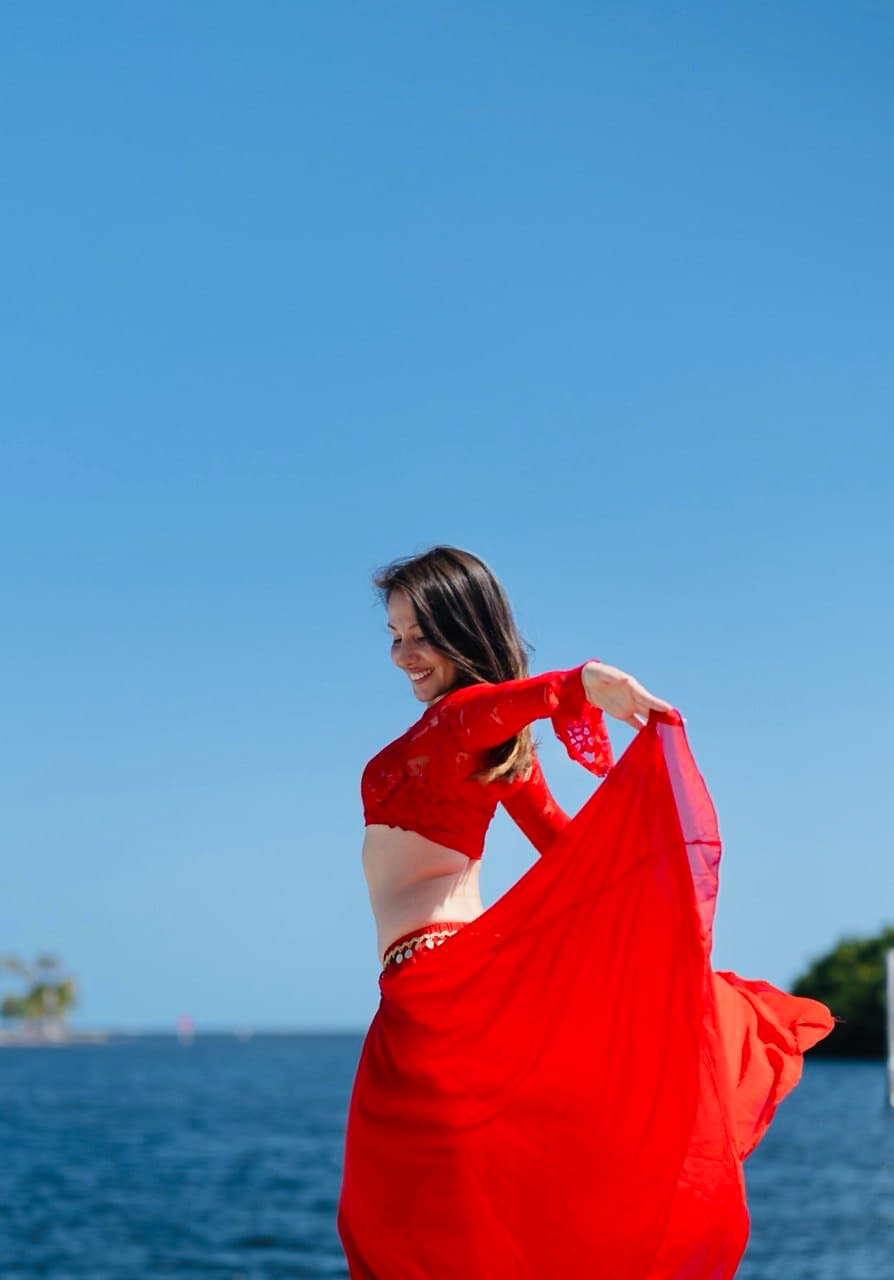 Belly dance — choreography and expression